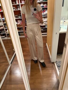 Banana Republic Wide-Leg Trousers in Light gold
